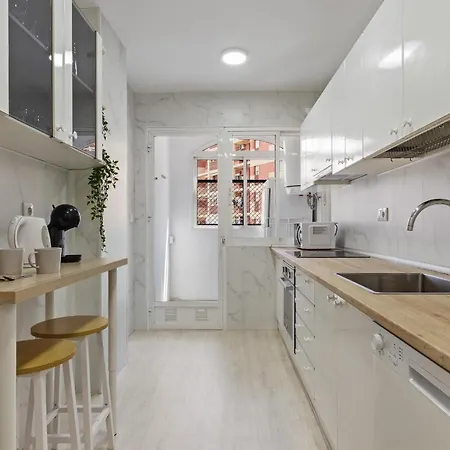 Amplio Con Piscina Y Parking En Appartement *