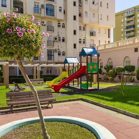 Amplio Con Piscina Y Parking En Апартаменты Торремолинос