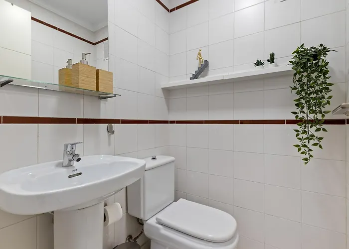 Апартаменты Amplio Con Piscina Y Parking En Торремолинос