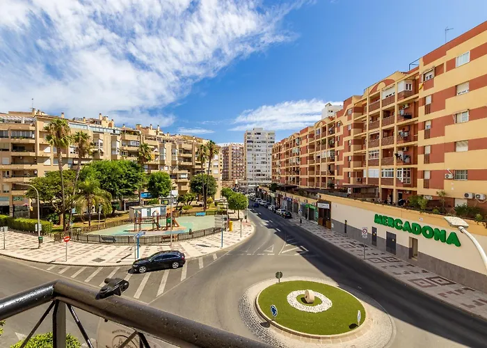 Amplio Con Piscina Y Parking En Appartement Torremolinos